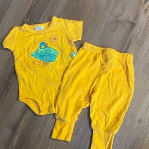 Carter's Yellow Bodysuit Set with Blue Details